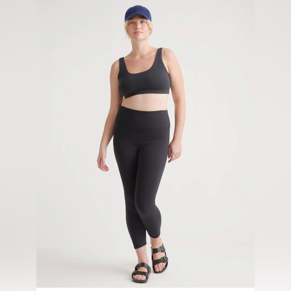 Quince Black Ultra-Form High-Rise Legging / Low Compression Inseam 25” MediumNWT - Picture 2 of 11